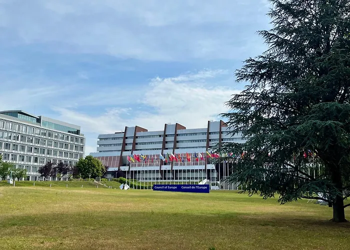 Avec Balcon A Robertsau