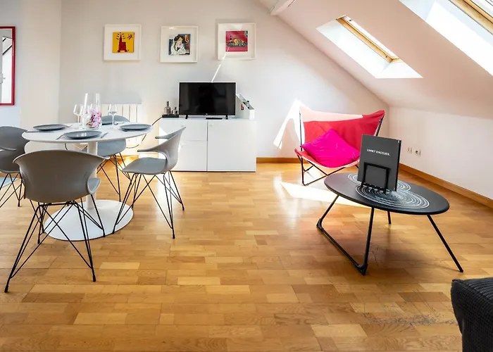 Avec Balcon A Robertsau 公寓 *