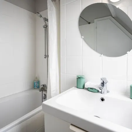 Le Balcon Fleuri Centre Robertsau Tram Jardiniers *