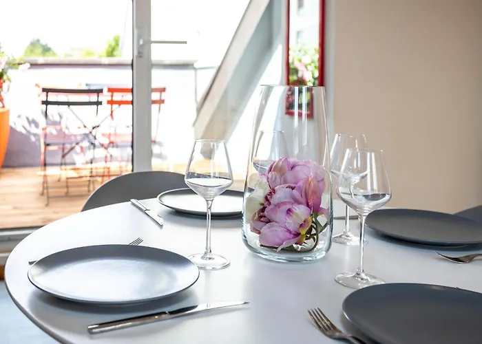 Le Balcon Fleuri Centre Robertsau Tram Jardiniers