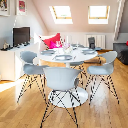 Le Balcon Fleuri Centre Robertsau Tram Jardiniers